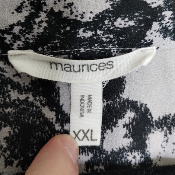 Maurices Floral Print Blouse Size  XXL - Picture 6 of 6